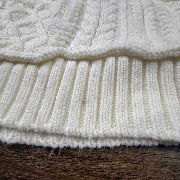 Marled Cream Cropped Sweater Vest Textured Size M Warm Fall Winter - Picture 5 of 9